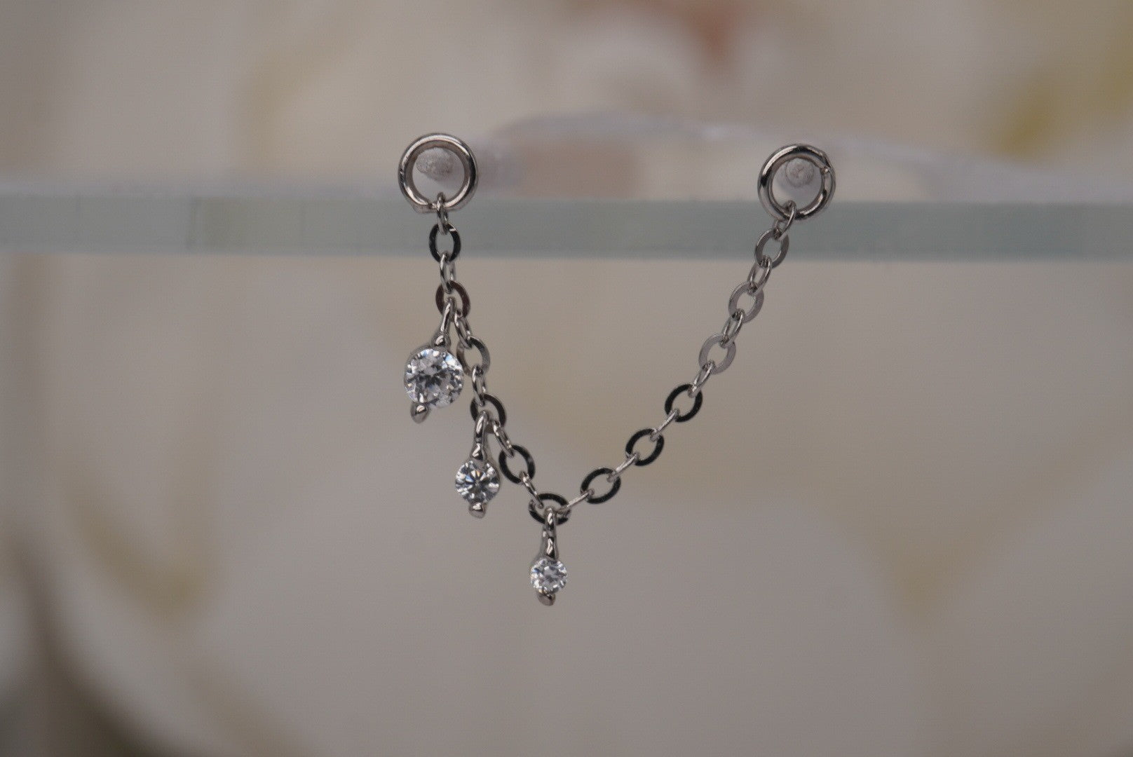 Novella Chain
