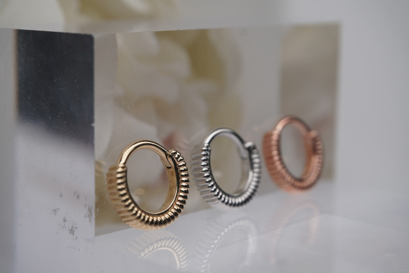 Giger 14k Solid Gold Clicker