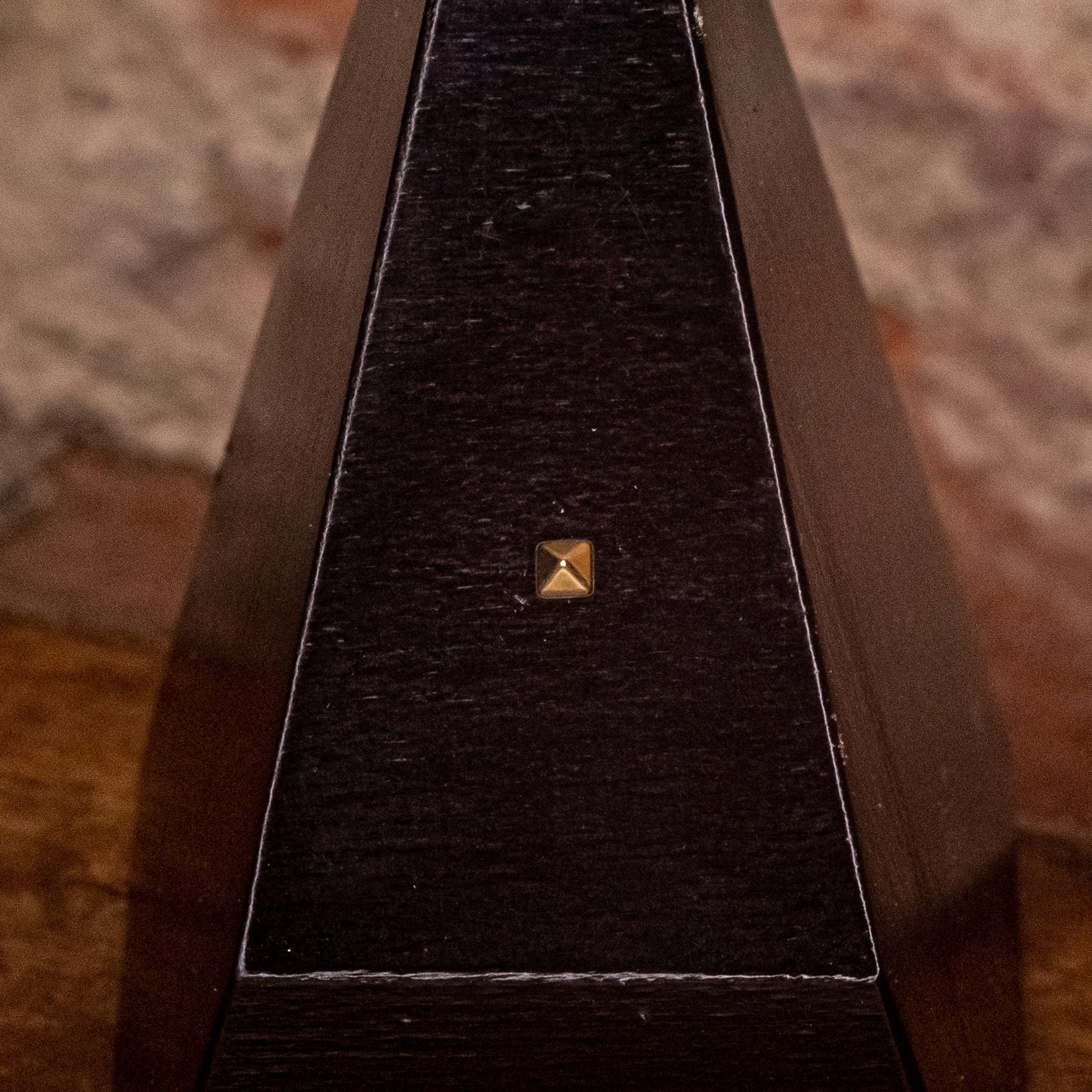 Square Pyramid in Gold- 2.5mm
