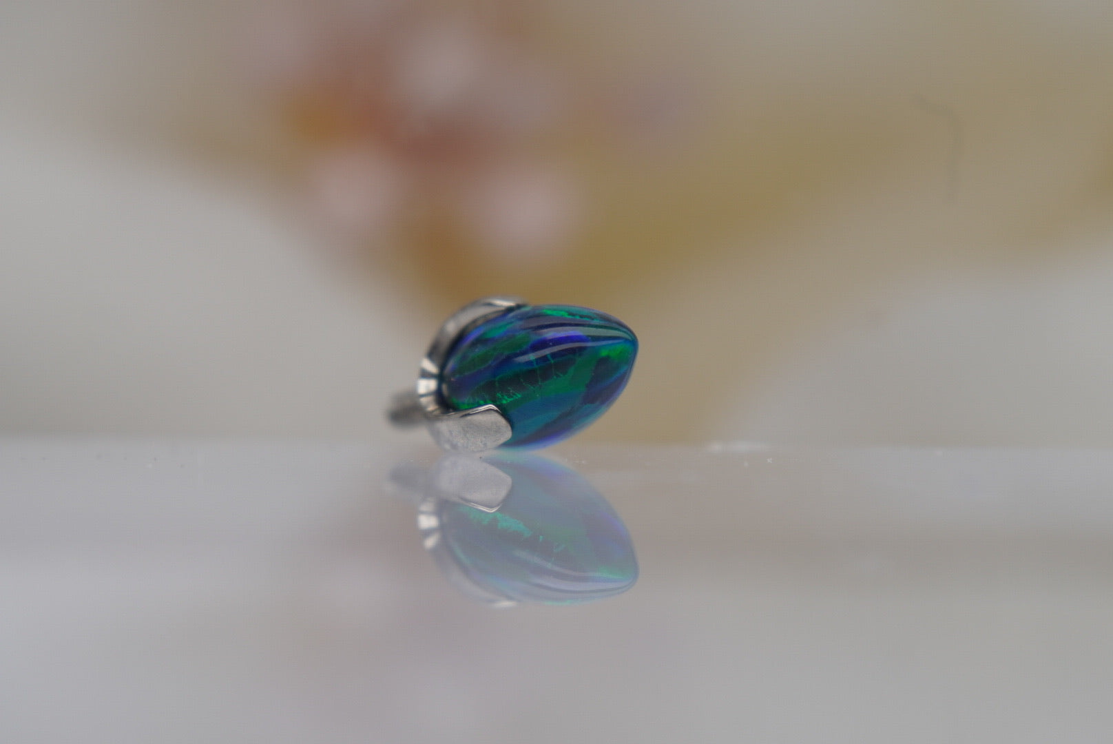 Dragon Egg Opal- 12g/14g Threaded