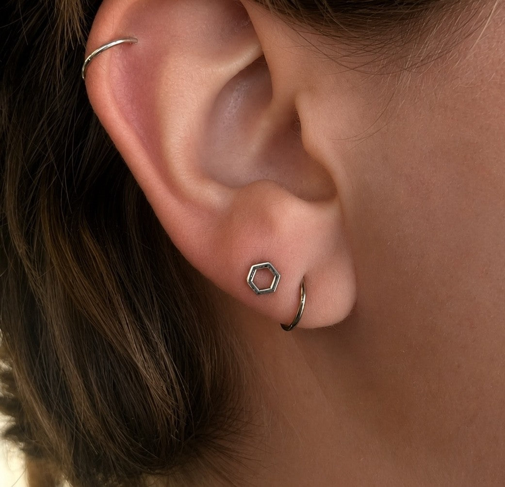 Open Hexagon in Gold-16g