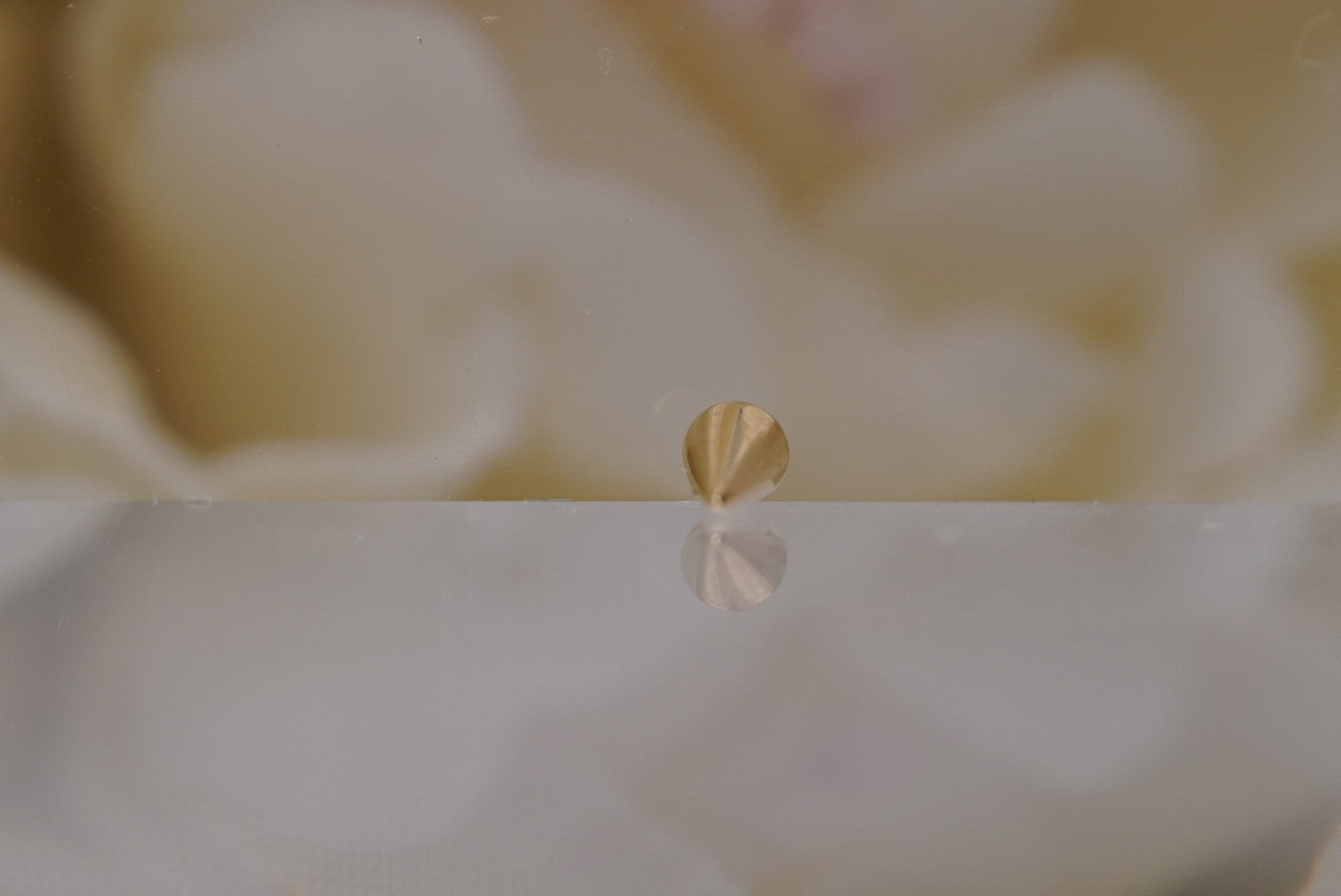 Long Spike in 12/14g Yellow Gold 3mm