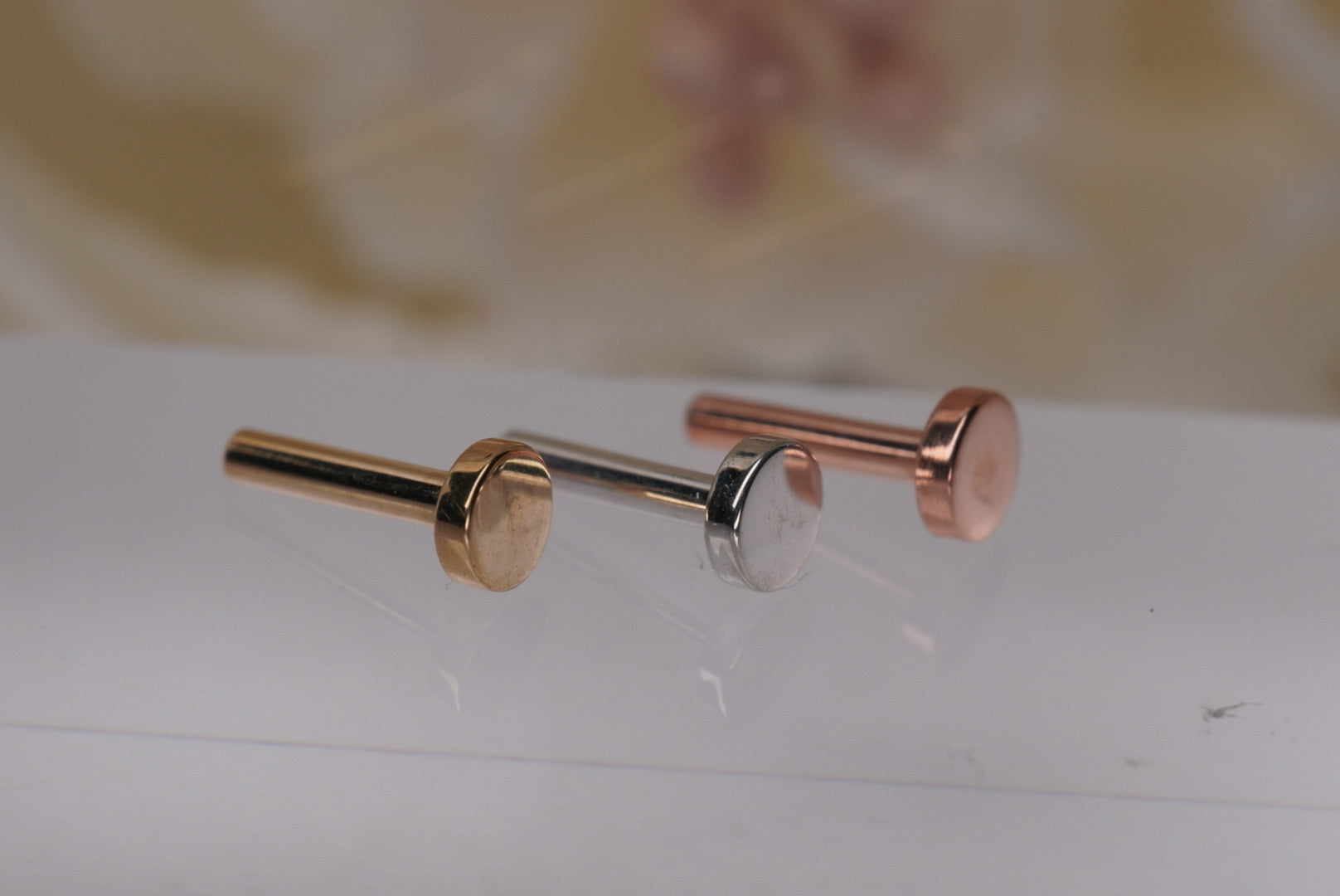 3mm Gold Threadless Labret Post