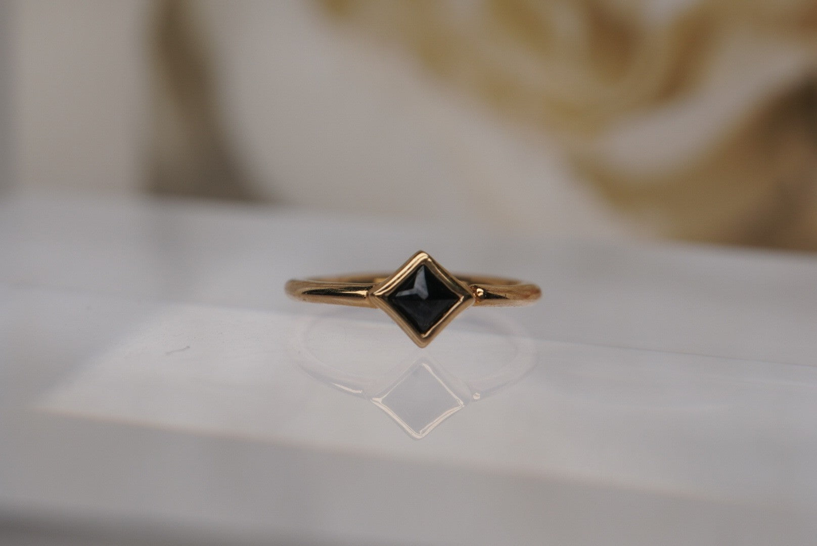 Mae Seamless Ring with Black Spinel- 18g 5/16"