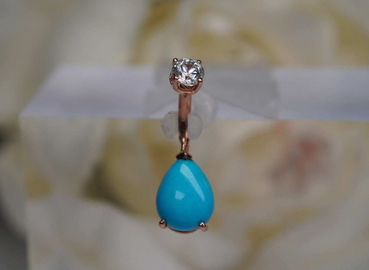 Prong Turquoise in Rose Gold Navel