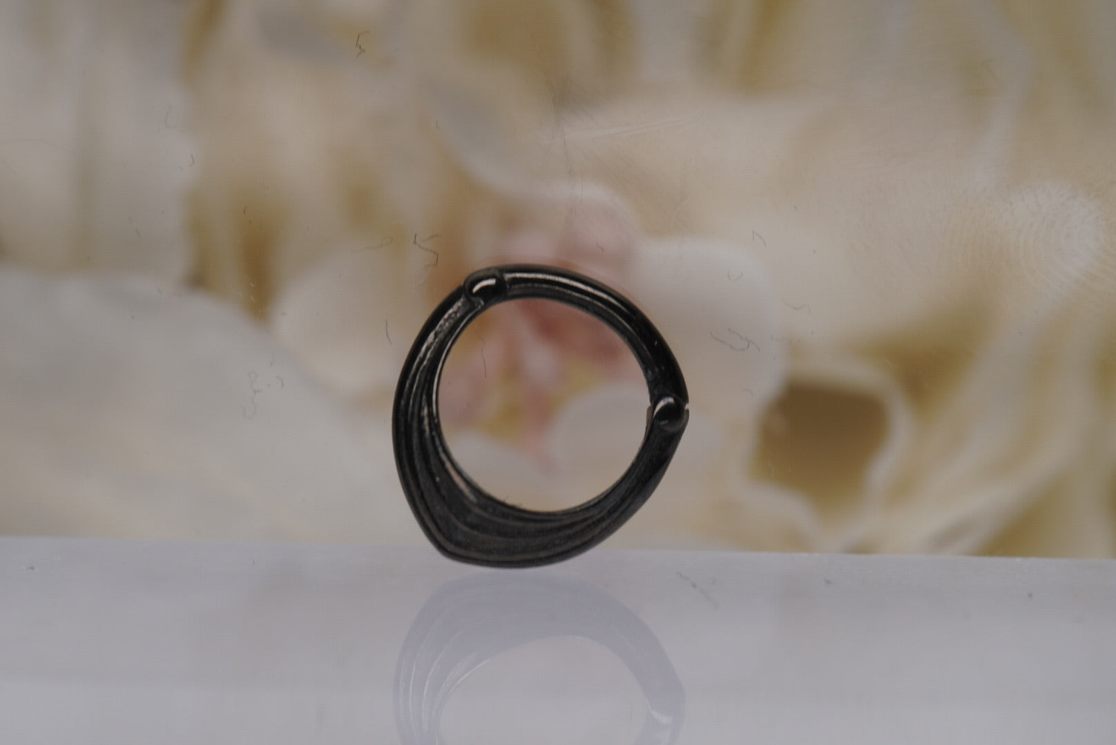 Drake Cuff Clicker in 14g