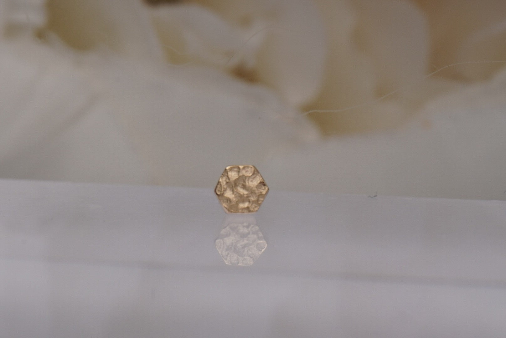 Terra 06 Hammered Hexagon