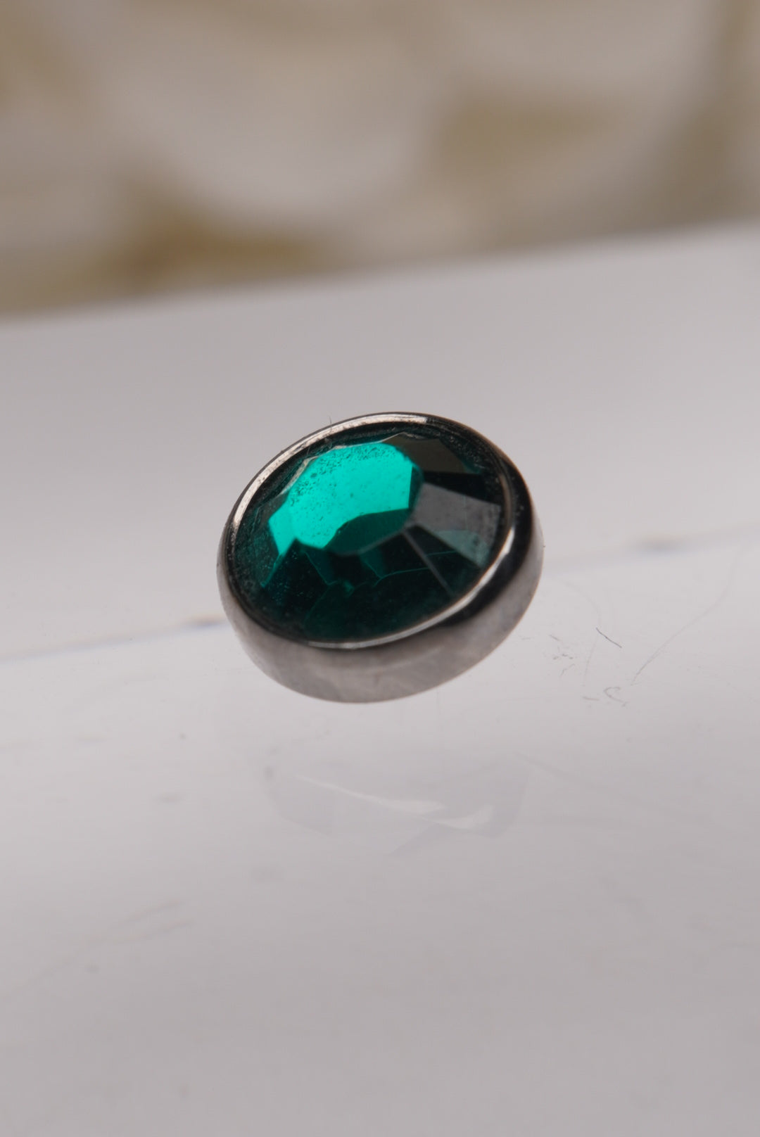 Emerald Crystal- Flat Faceted Gems 16g