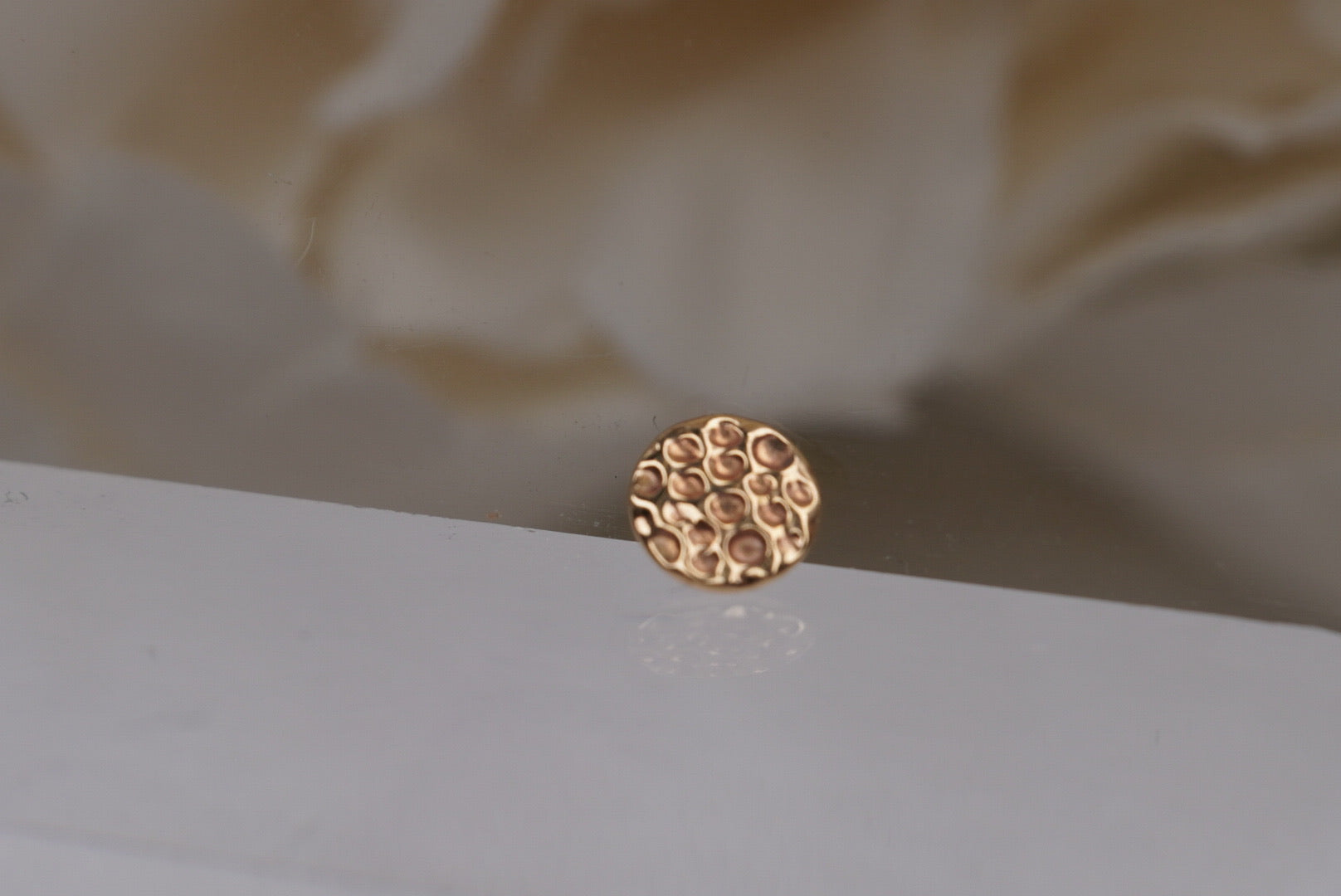 4mm Gold Hammered Disc
