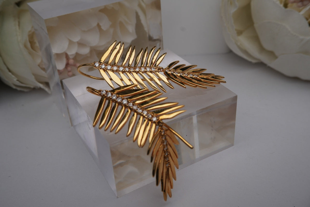 Remain Ungrounded- Traditional in yellow gold