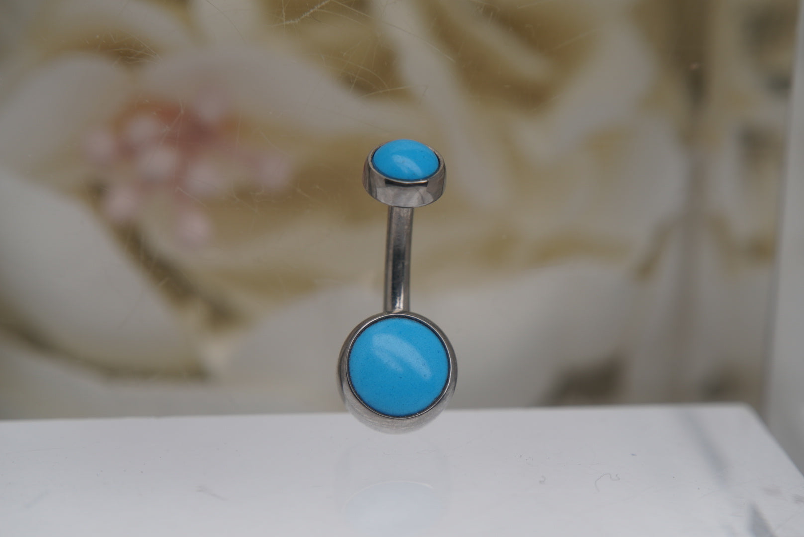 Turquoise Navel in a Bezel Setting  (4mm/6mm)