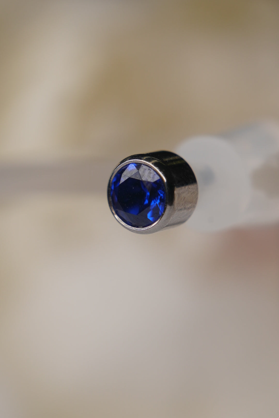 Sapphire Crystal-  Bezel