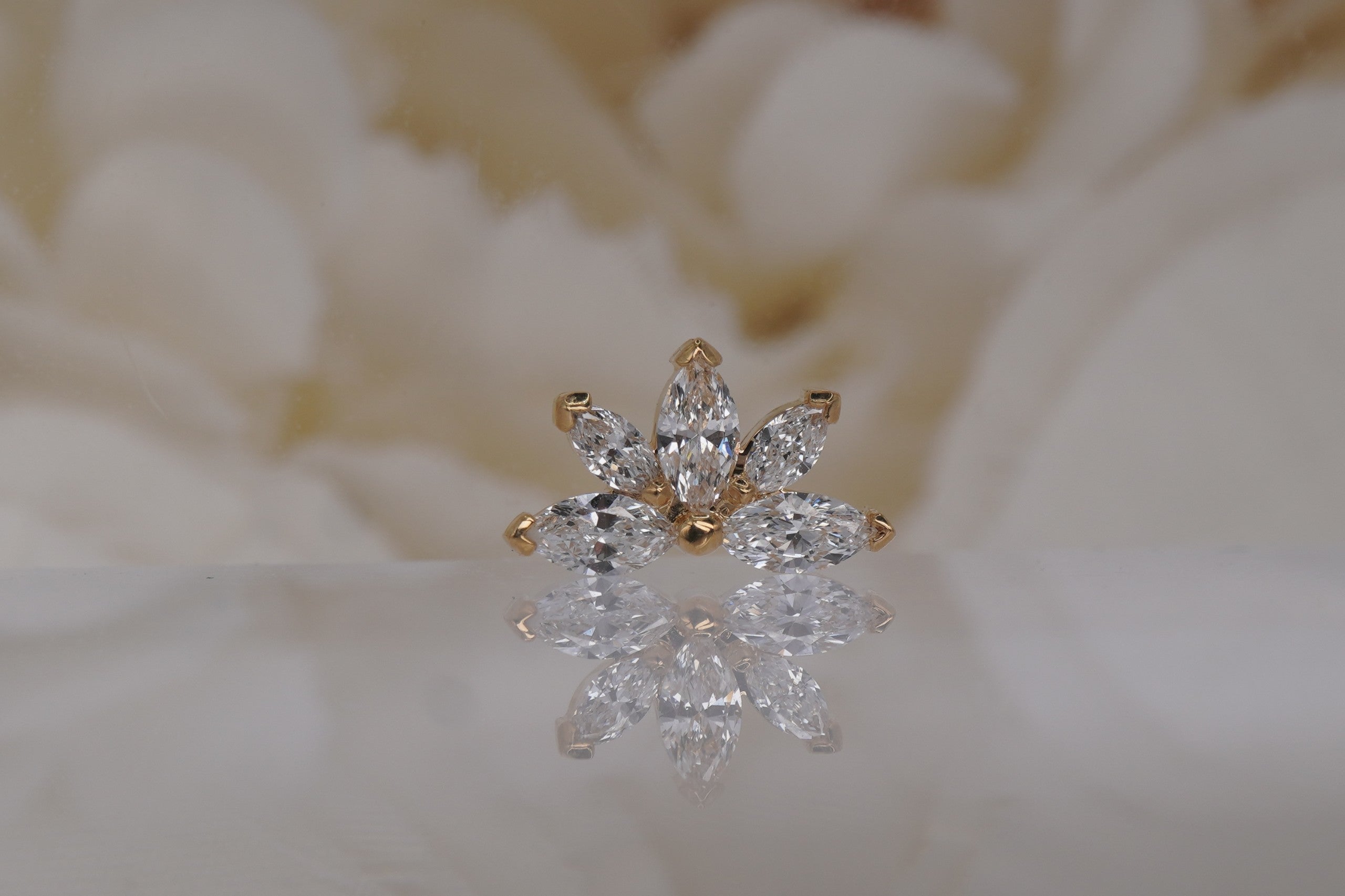 Ajna with VS Clarity Lab Created Diamonds