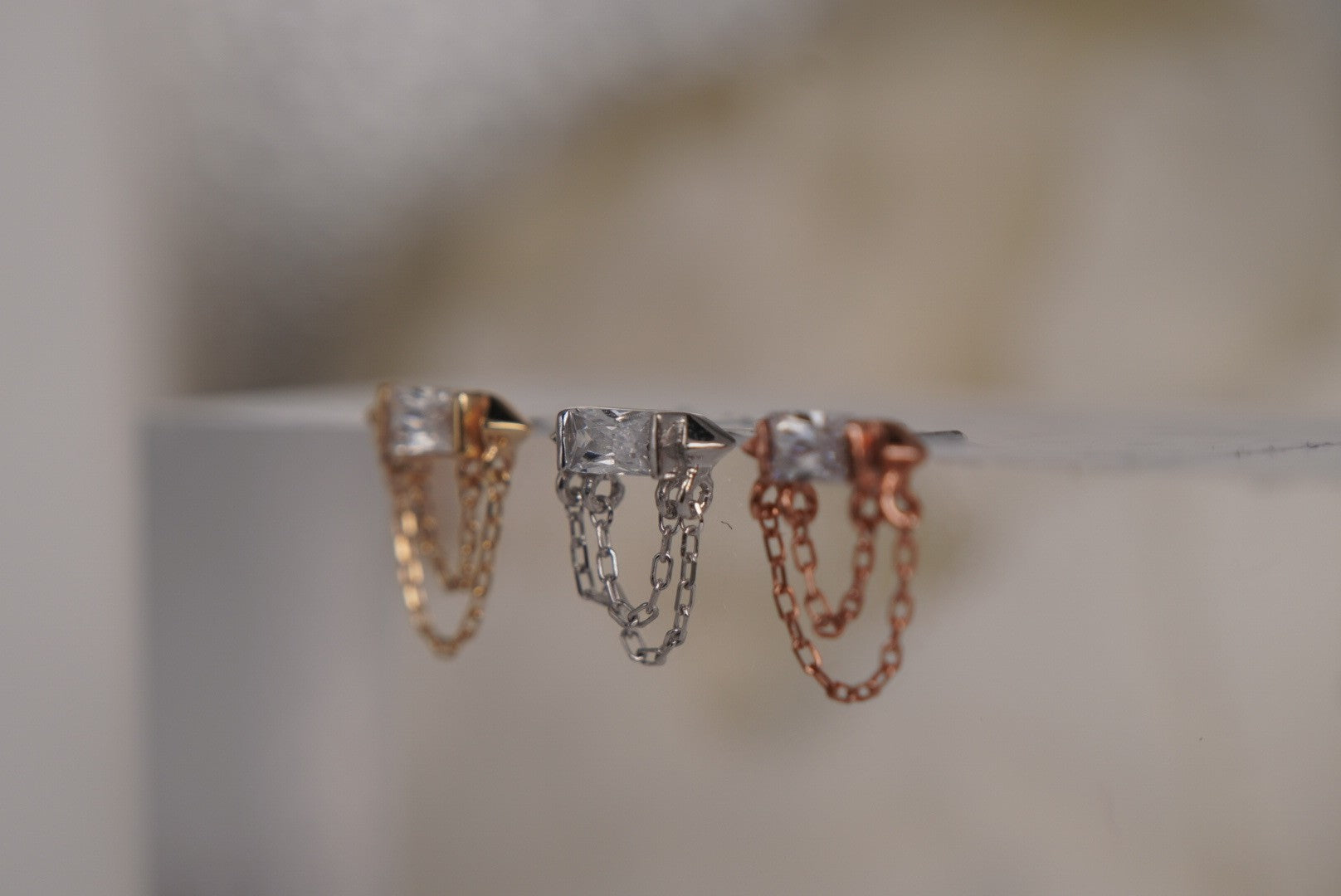 Vice Dangle
