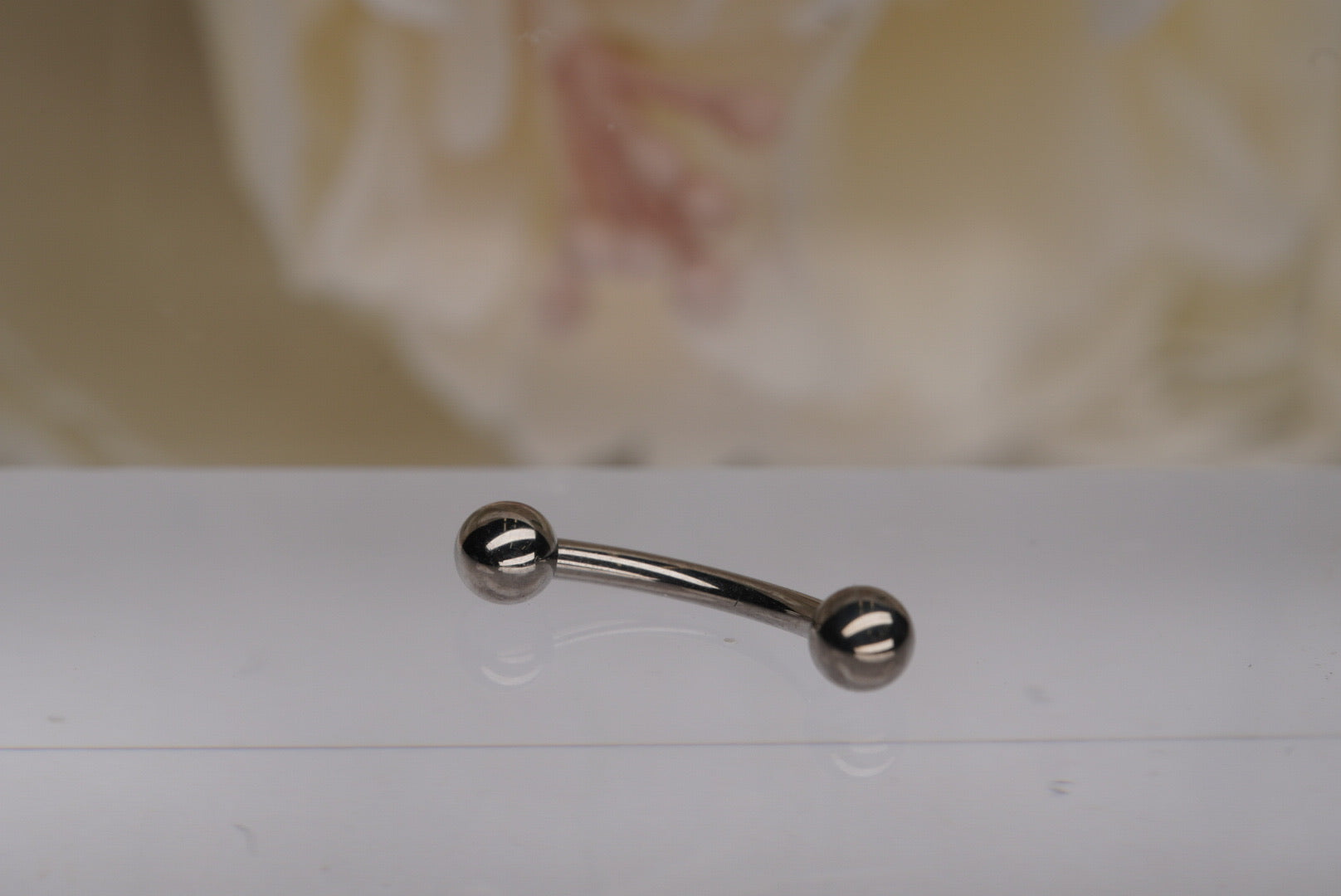 0g Curved Barbell