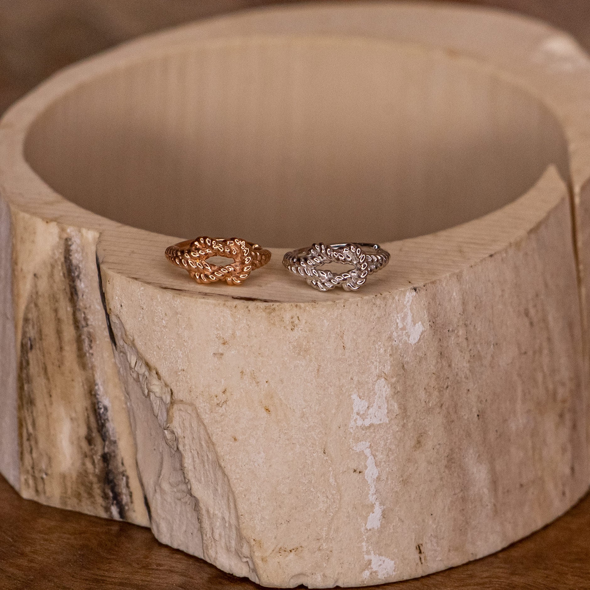 Knot Seamless Ring in Rose Gold