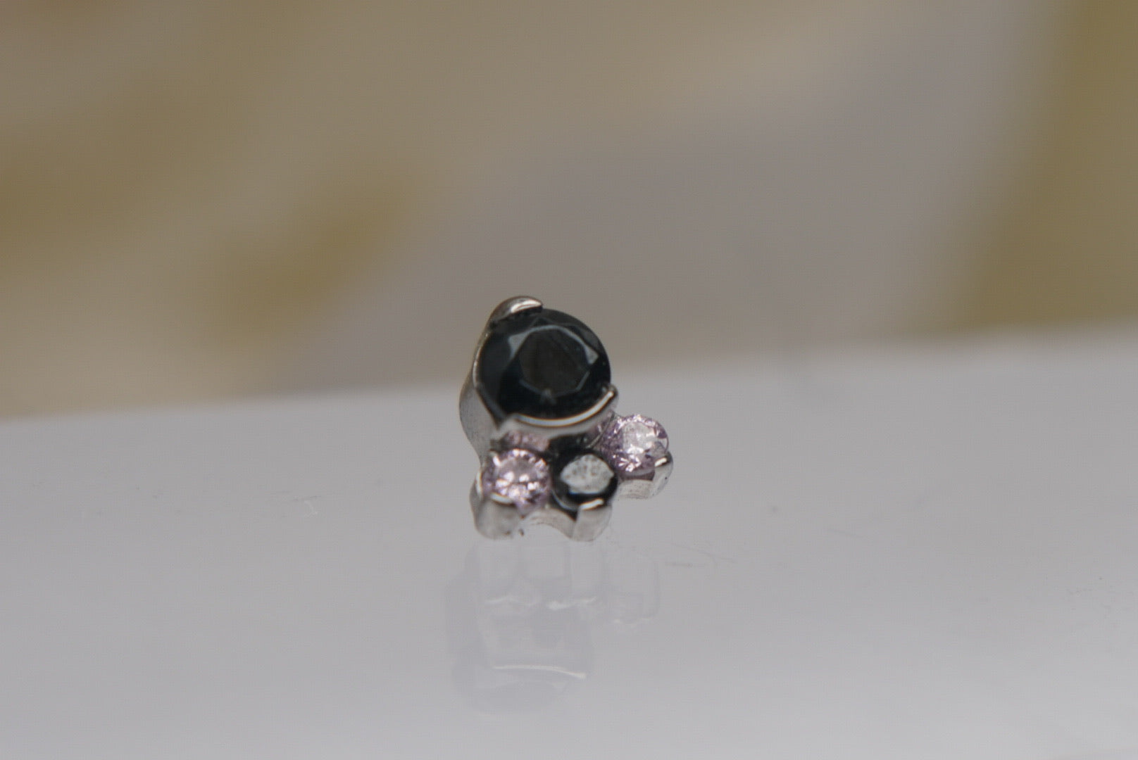 Carina (Black & Pink)