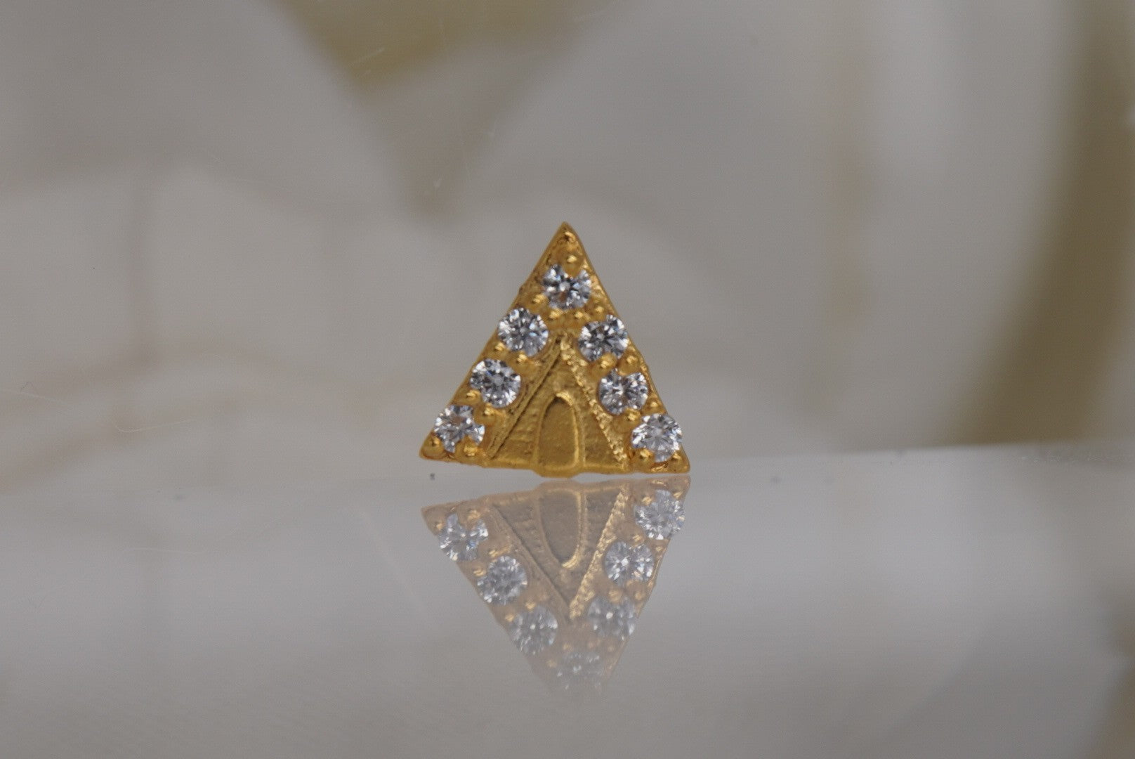 Triangle with Moissanite