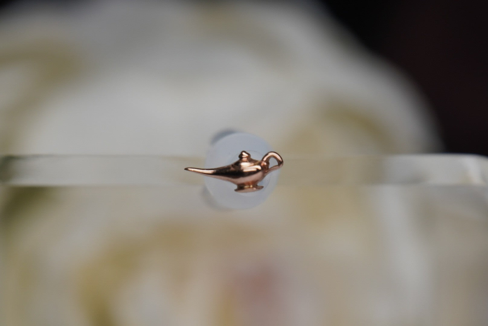 Genie Lamp in Gold