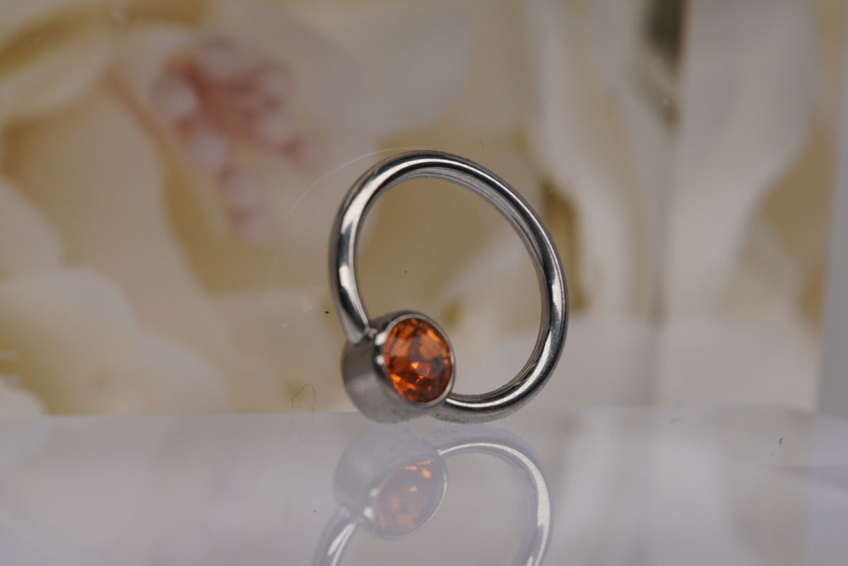Captive Bead with Amber Crystal