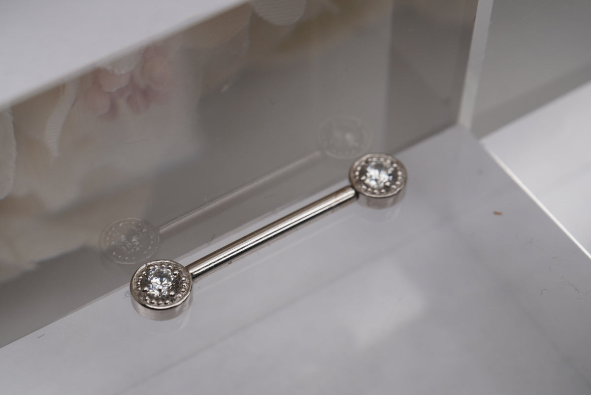5mm Milgrain Side-Facing Prong in Gold with Crystals white gold
