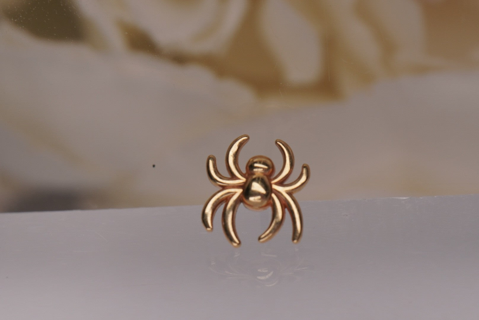 Spider in Gold