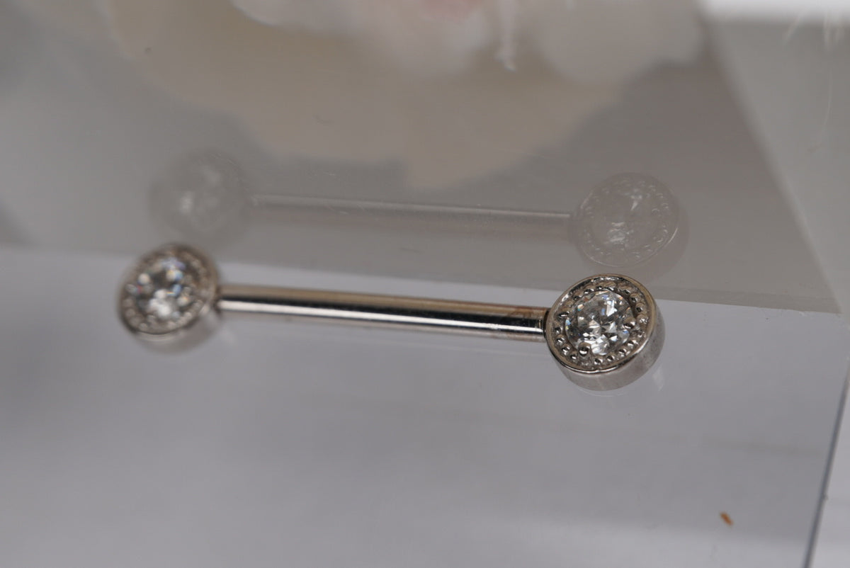 5mm Milgrain Side-Facing Prong in Gold with Crystals white gold side view