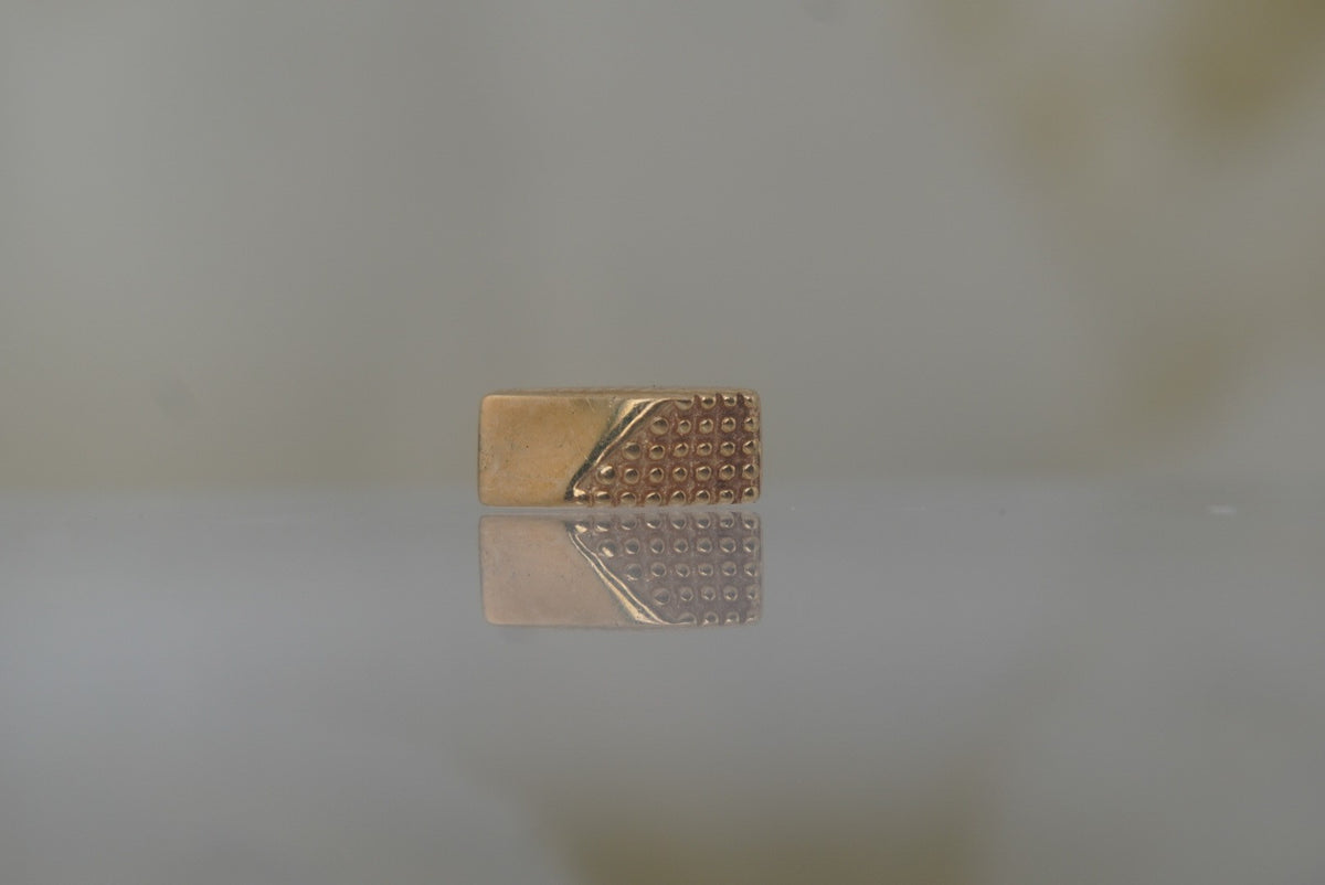 Buddha Jewelry Organics 14k 2x6mm "Roxy" THREADLESS Yellow gold
