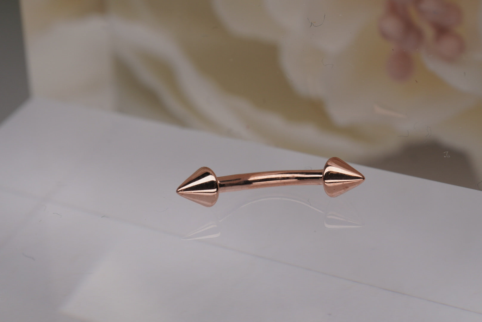 Curved Barbell with Spikes - 16g