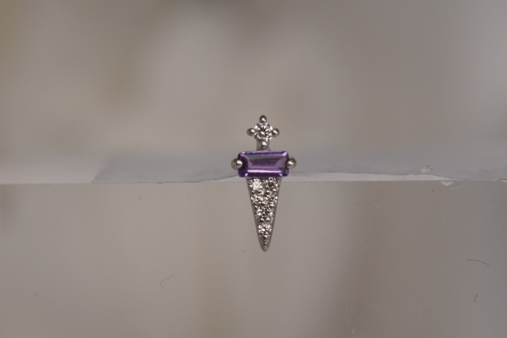 Dystrikt with Amethyst
