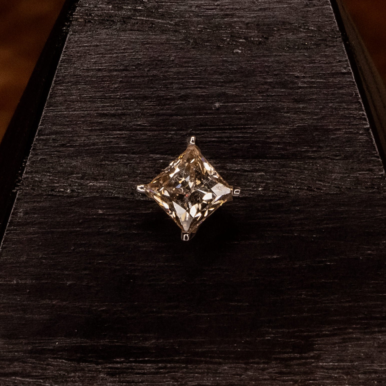 12/14g Princess Cut- Champagne Crystal