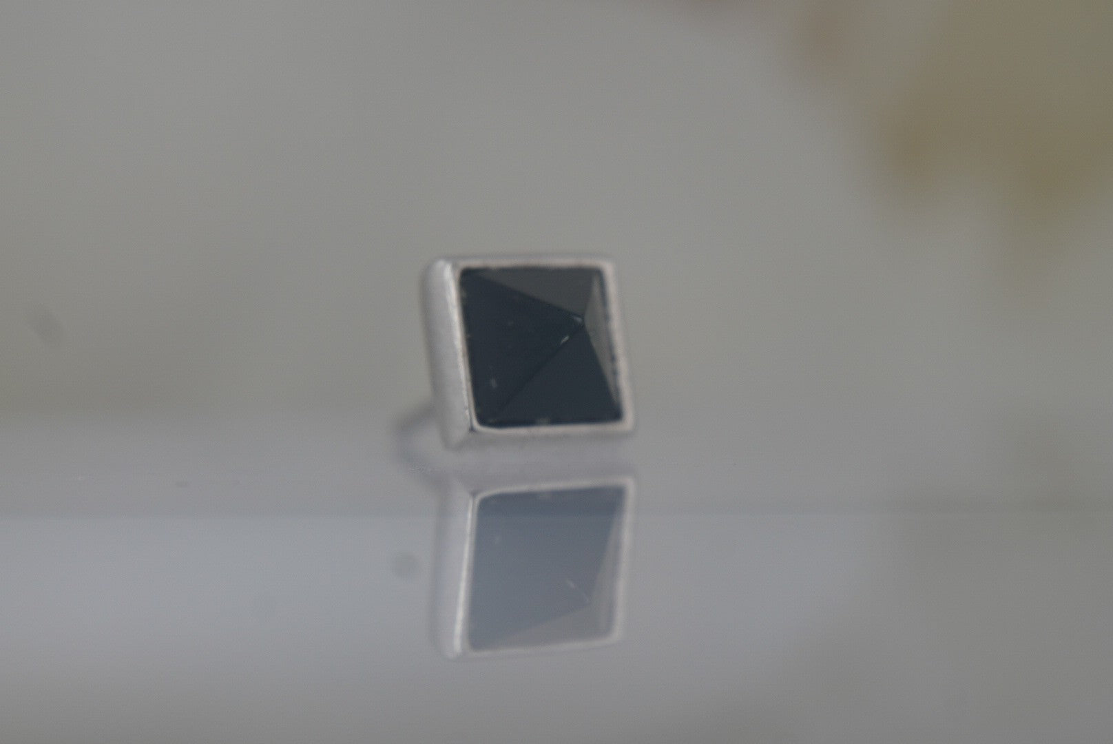 Pyramid Bezel Reverse Set in Black Agate