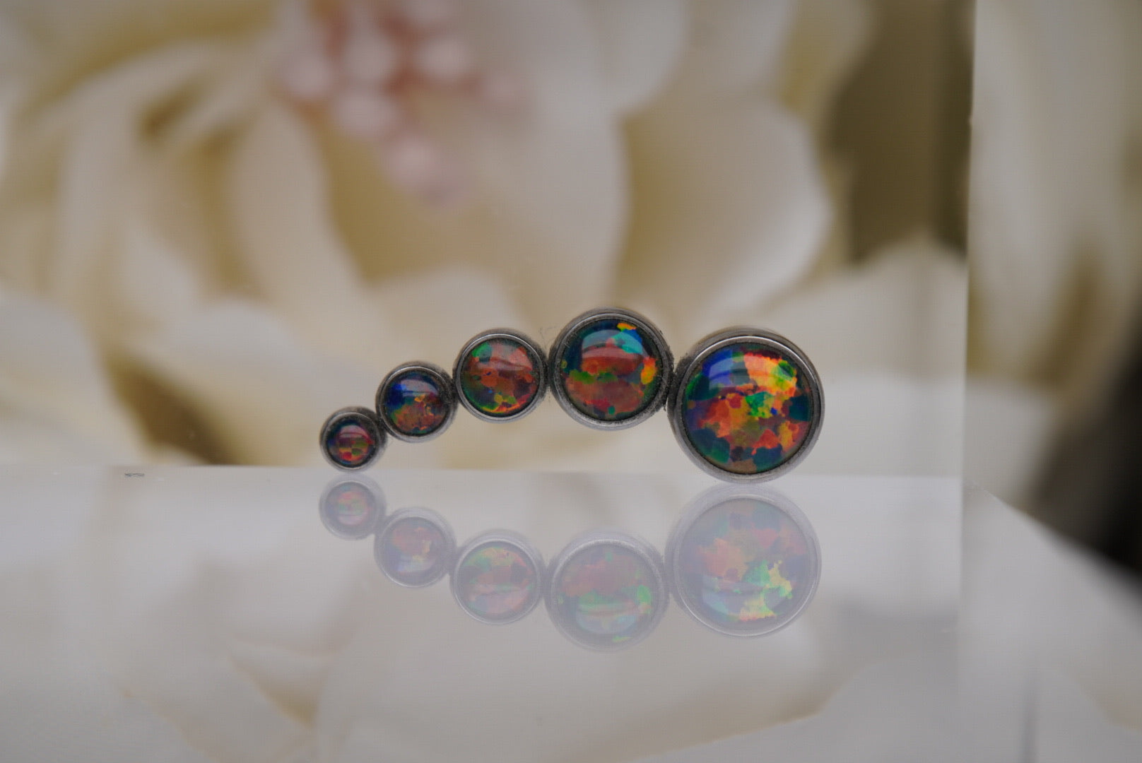 Bezel Prium-Large (Black Opals)
