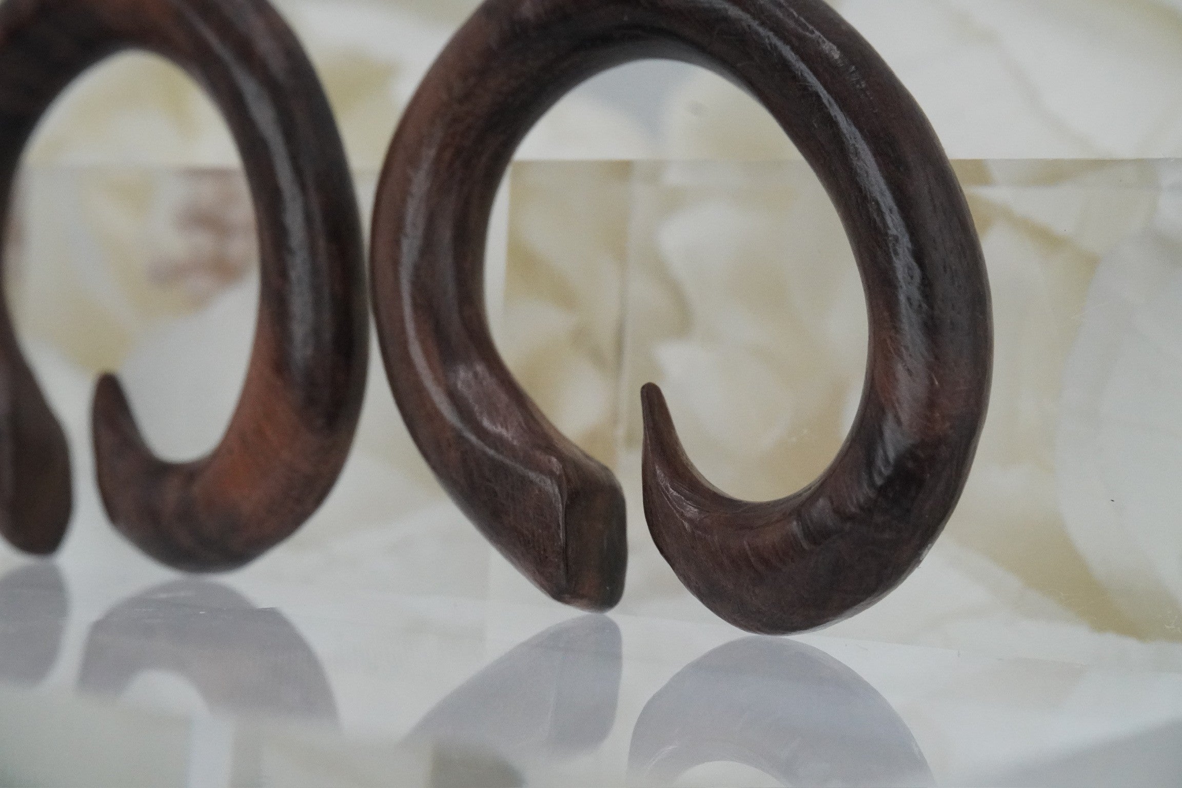2g Wood Half Spiral Hangers
