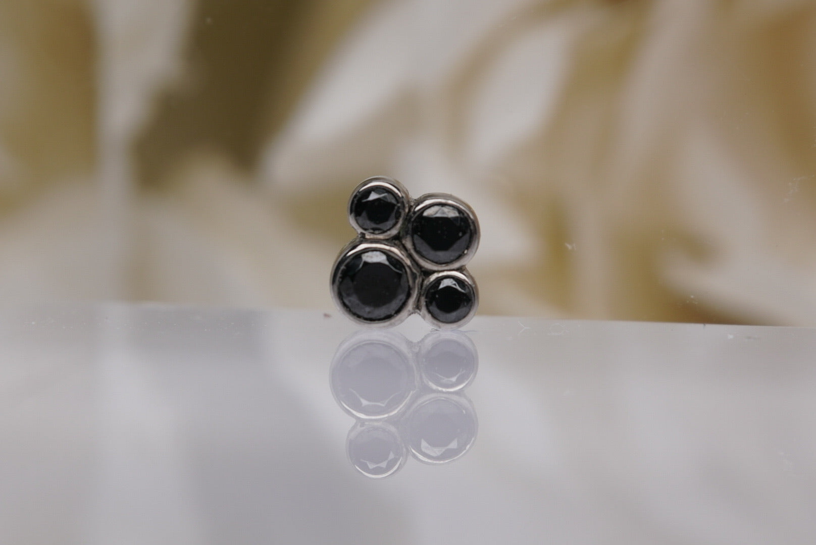 Classic Cluster (Black)-12/14g