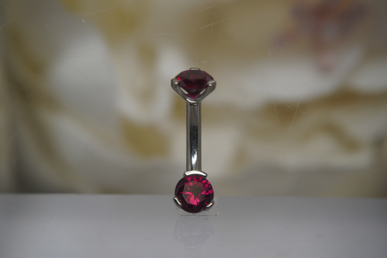 Dark Ruby Red Crystal Navel in a Prong Setting  (4mm/4mm)