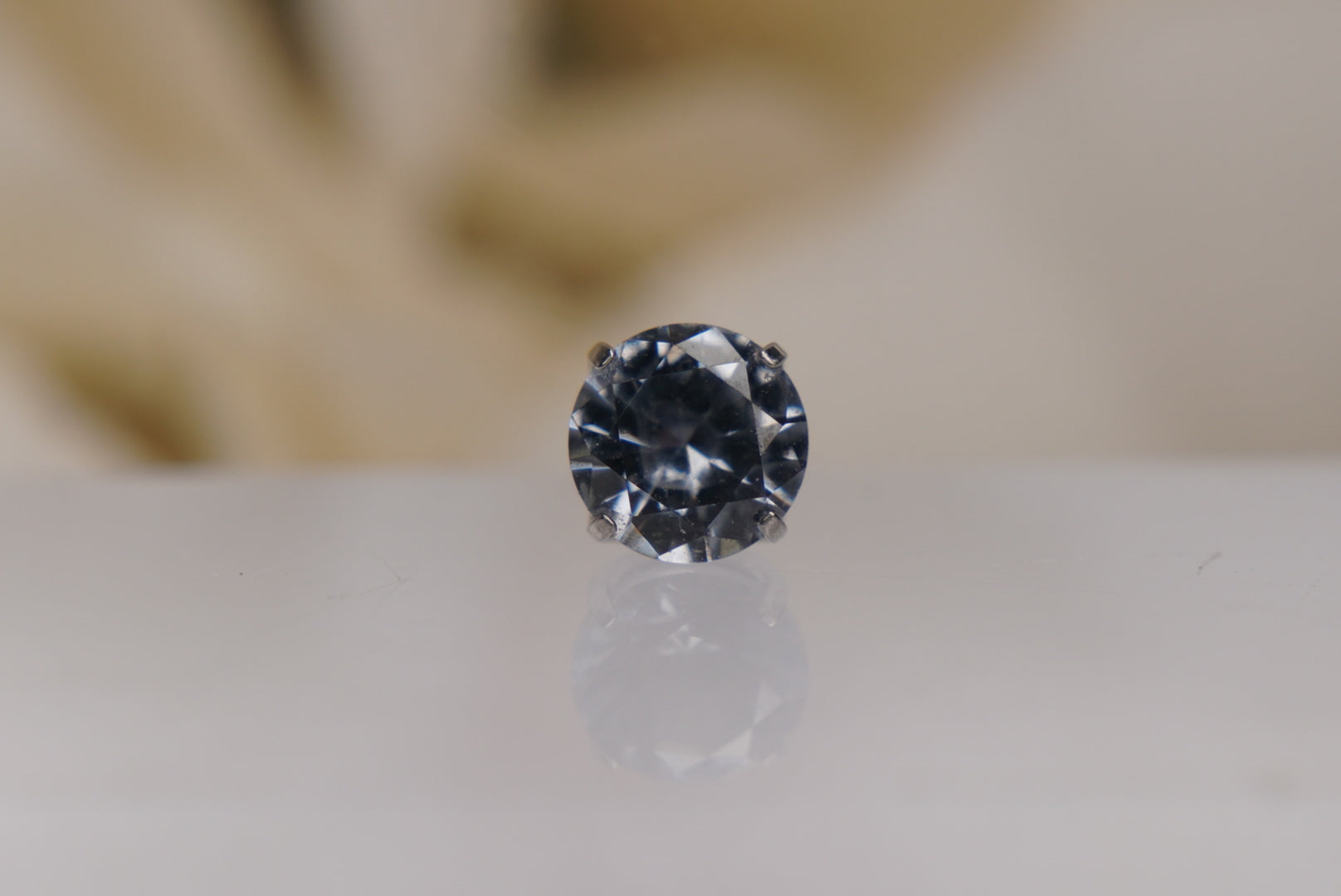 Ocean Grey Crystal Prong