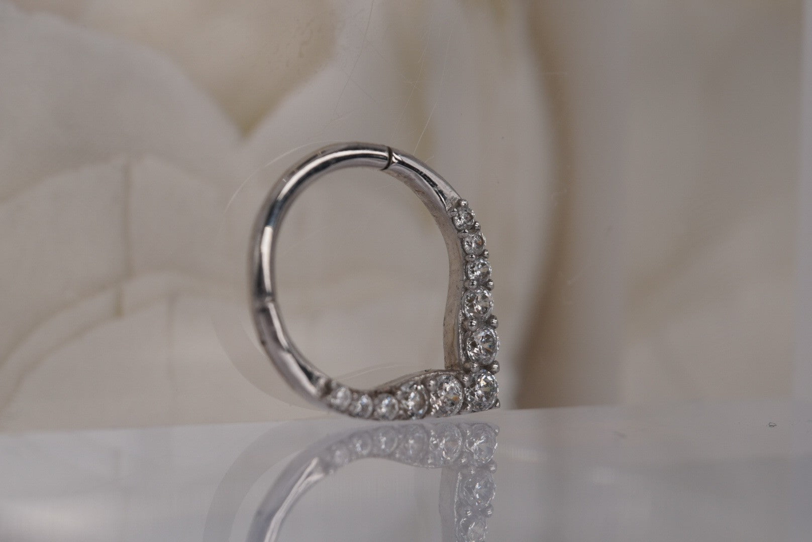 Rise and Shine Clicker with Crystals in White Gold