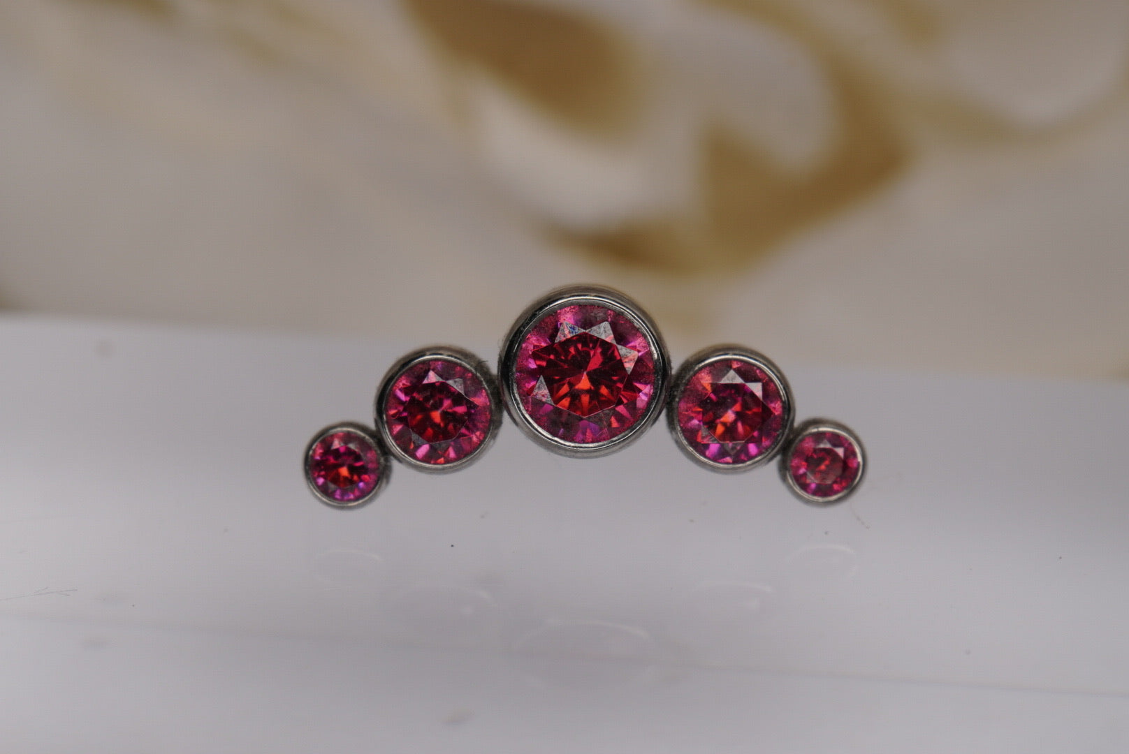 Bezel Prium- Medium (Red)