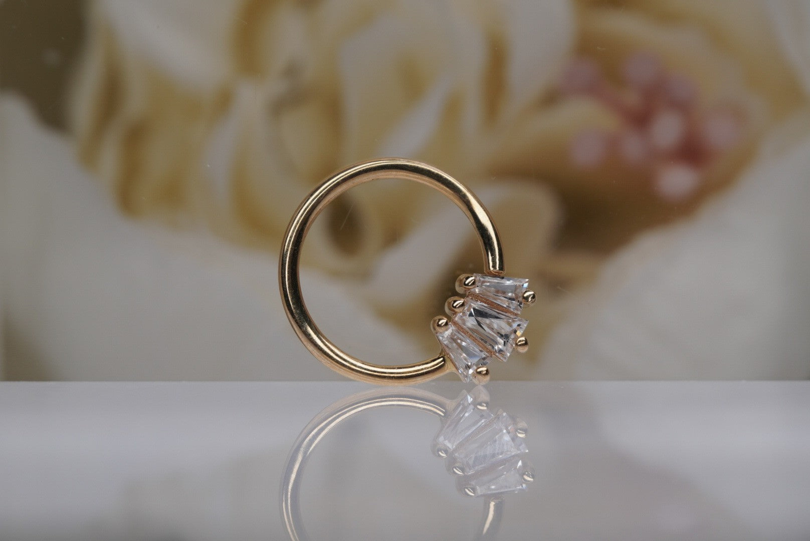 Gemma Trois Seamless Ring- 16g 3/8"