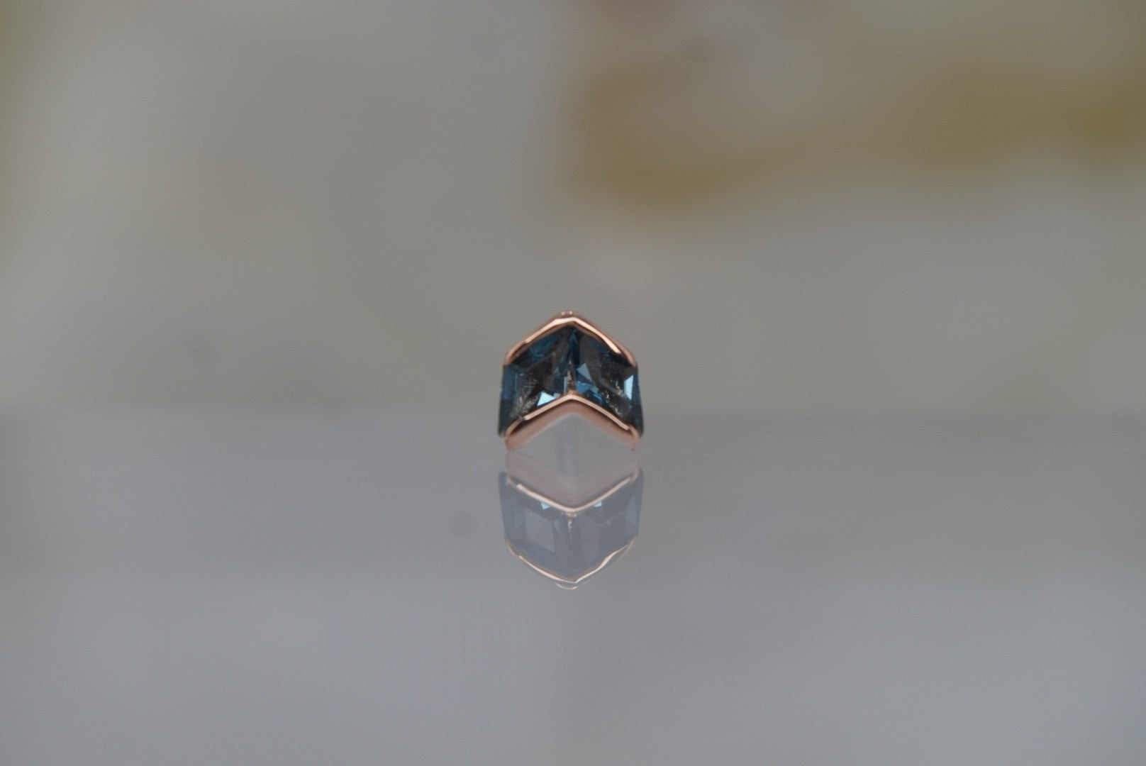 Vande with London Blue Topaz