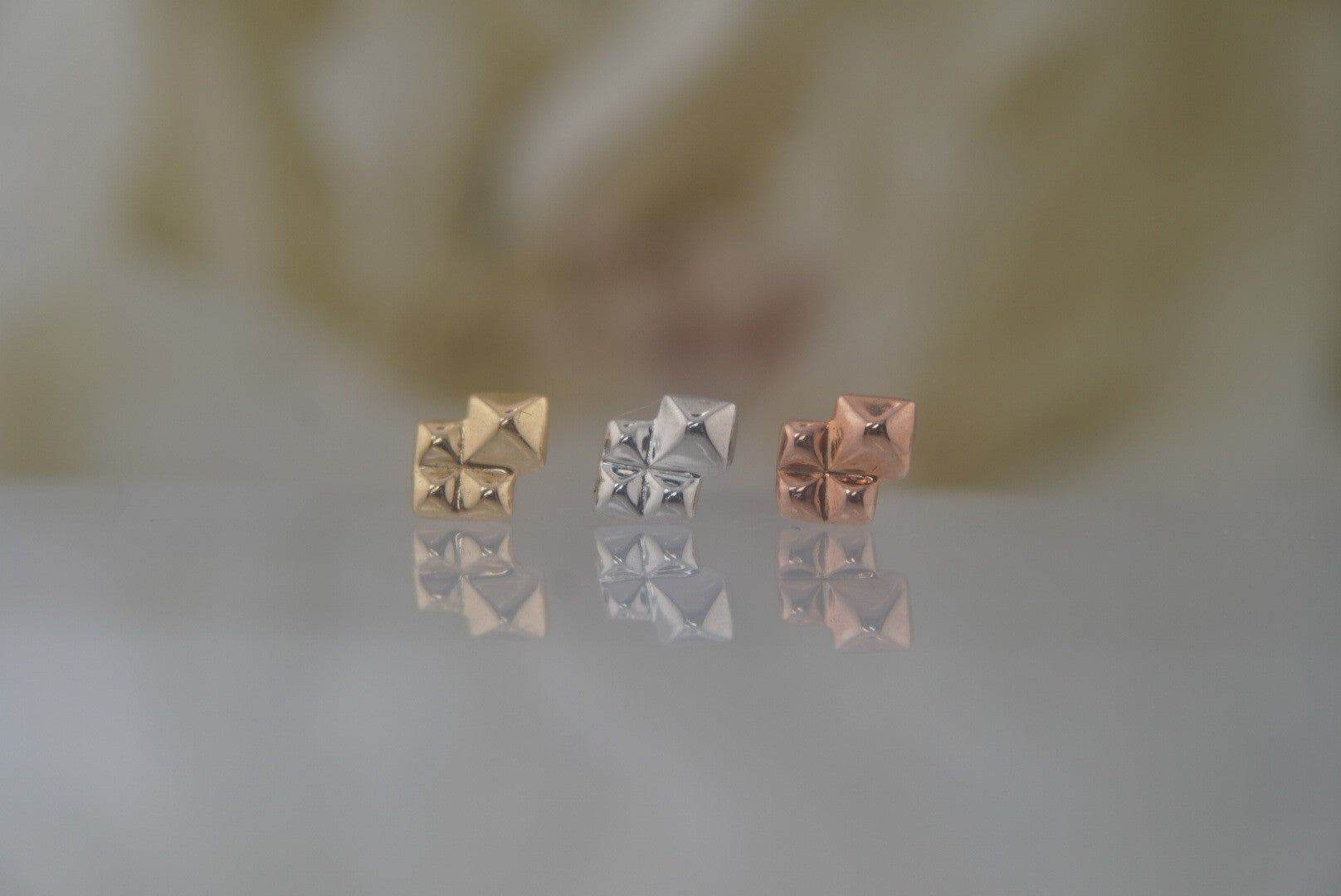 Pyxis