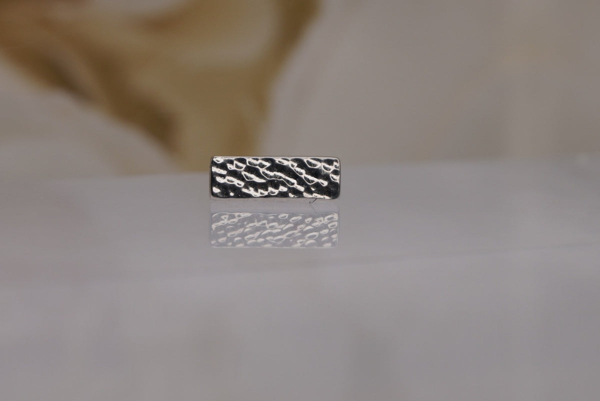 Hammered Rectangle in white gold