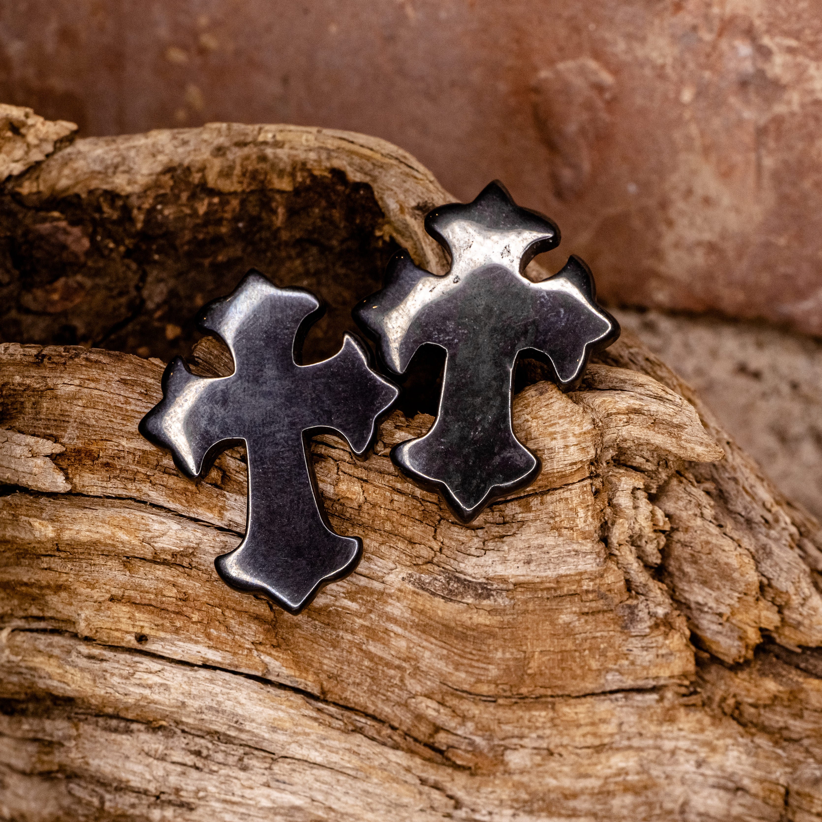 Hematite Cross- 2g