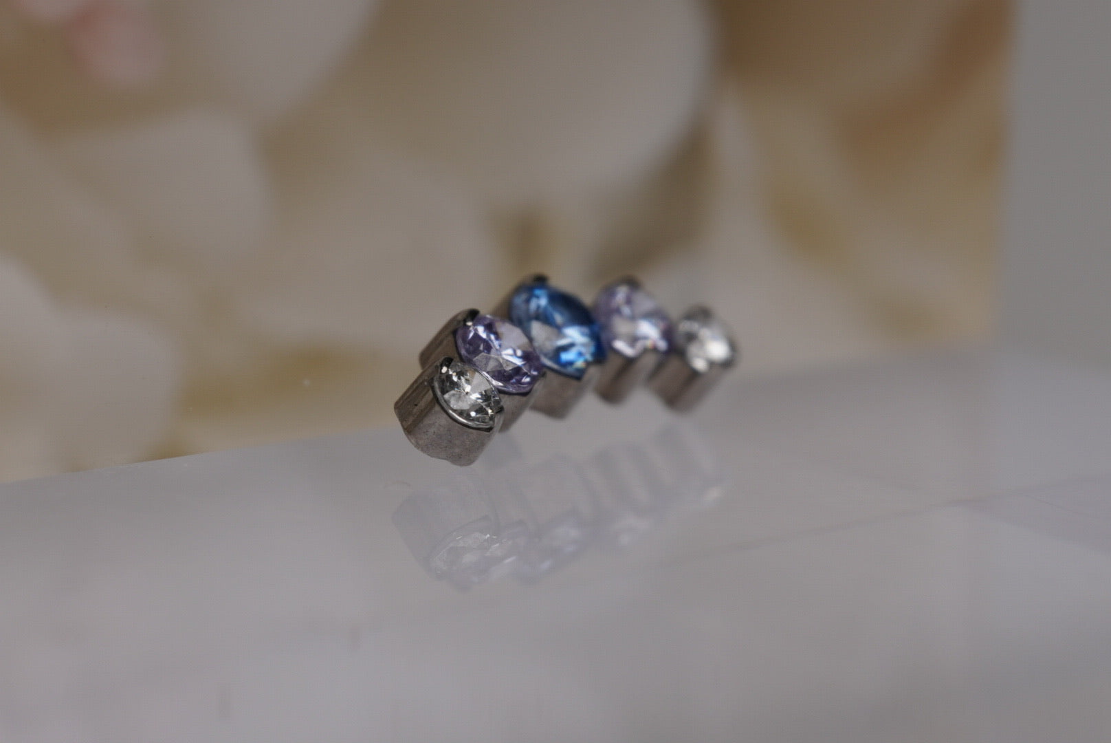 Arctic Blue/White & Lavender Crystal Prium- 12/14g