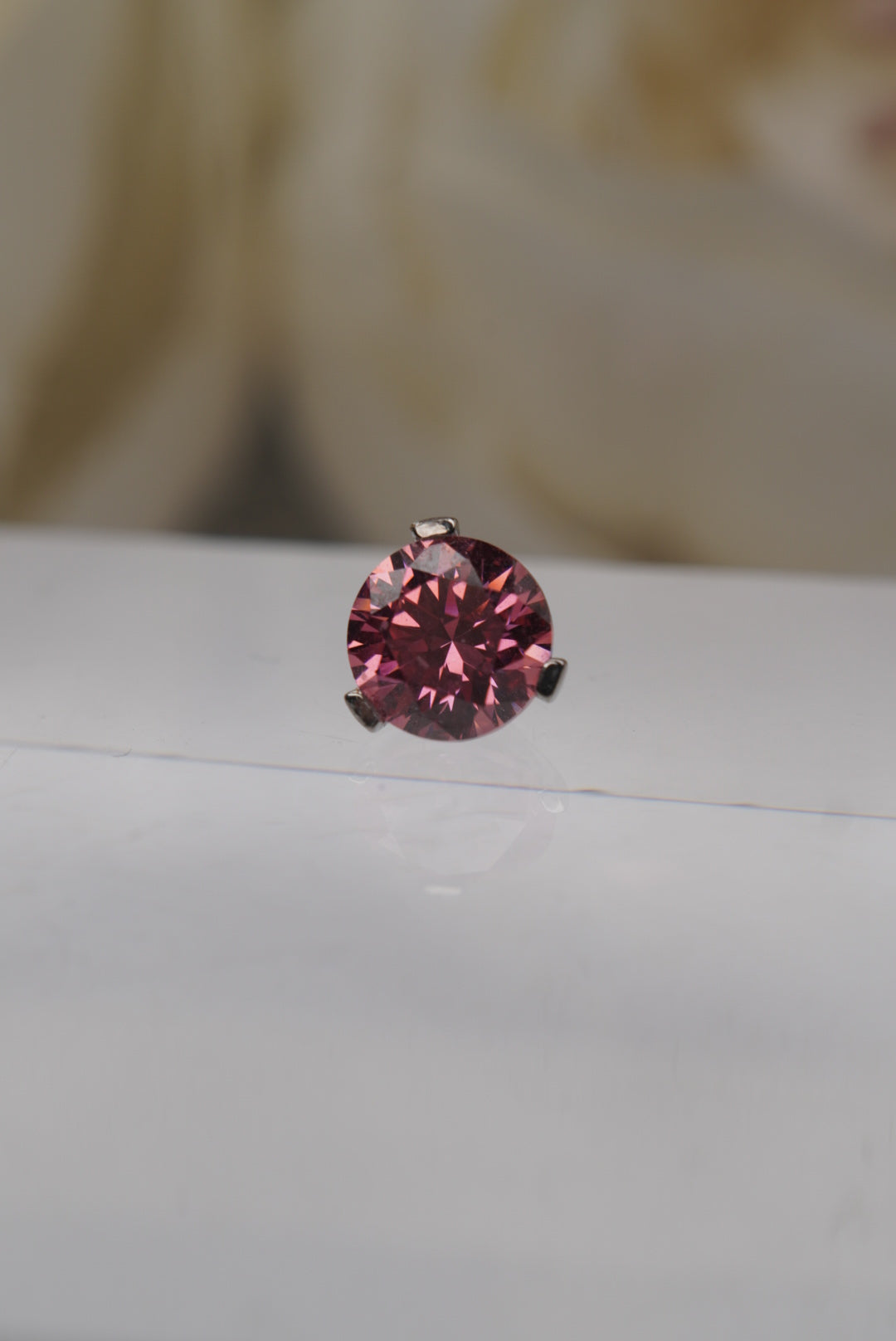 Special Pink Crystal Prong-16/18g