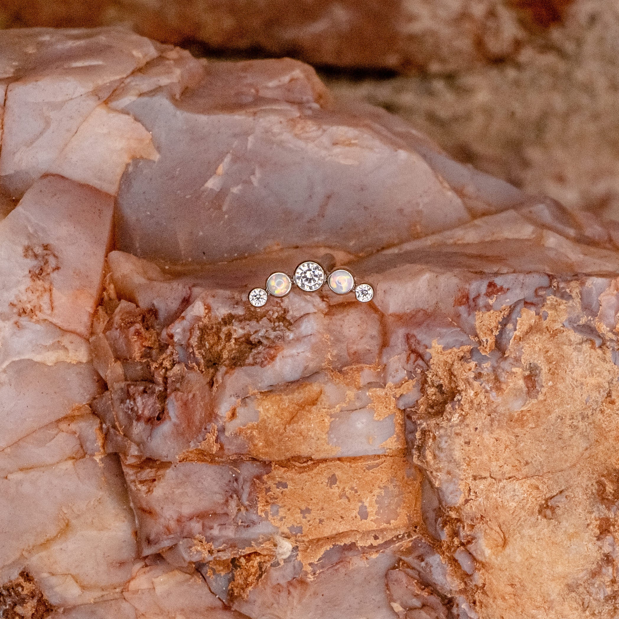White & White Opal Prium- 12/14g