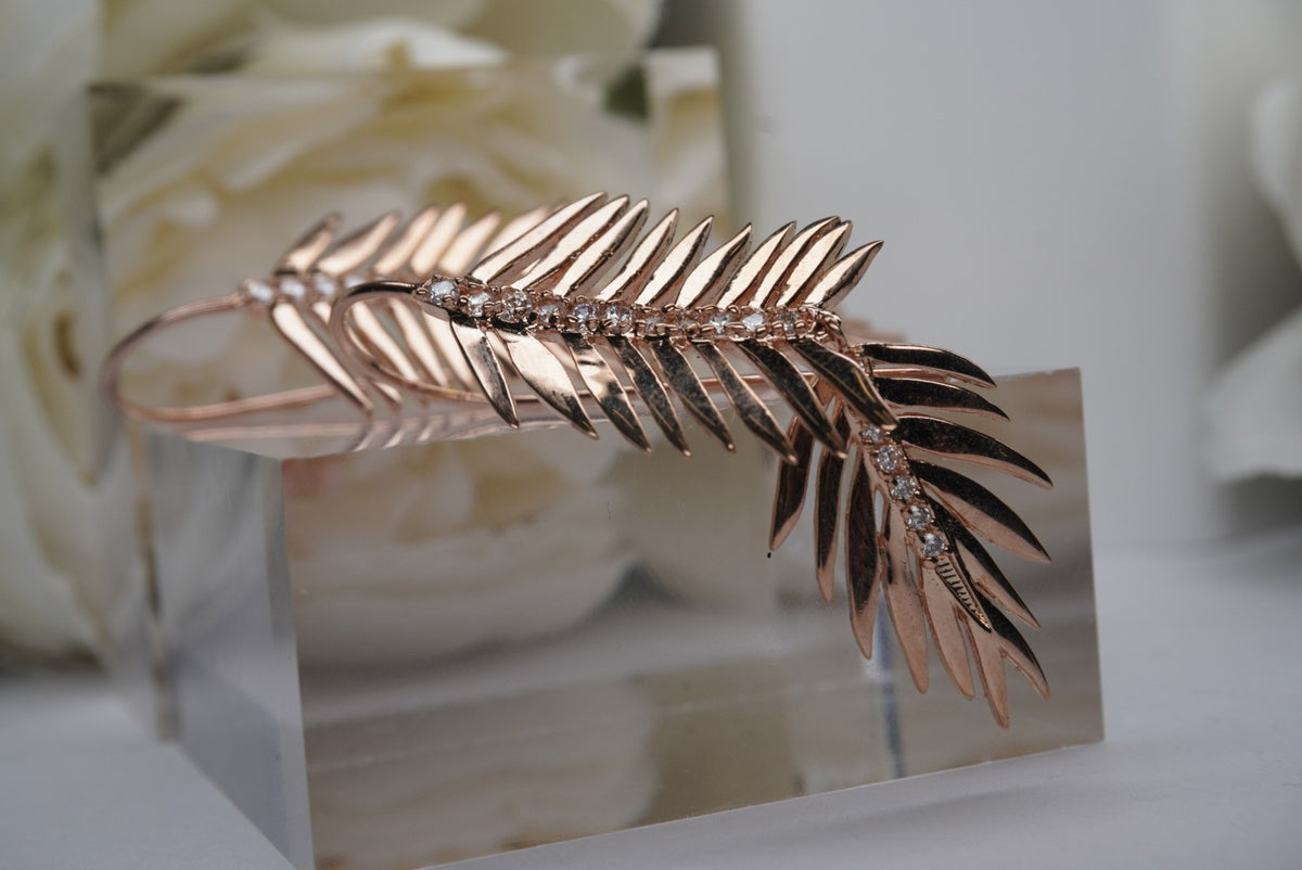 Remain Ungrounded- Traditional in yellow gold single