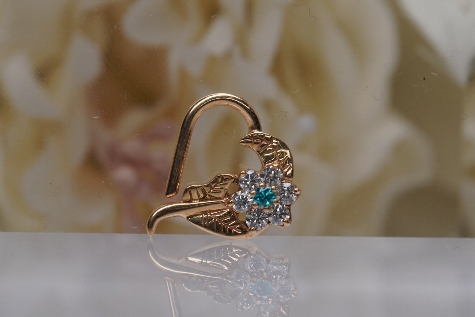 Tammy in Yellow Gold 16g 3/8" LEFT