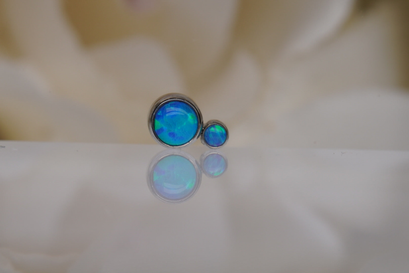 2-Gem (Capri Blue Opal)-12/14g
